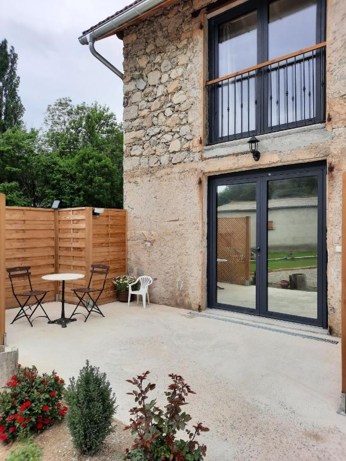 Saint-Auban-d'OzeLe Petit Begou住宿加早餐旅馆 外观 照片